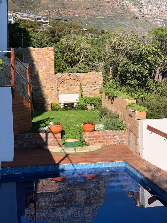 Camps Bay Blue Self-Catering Studios Kapstaden Exteriör bild