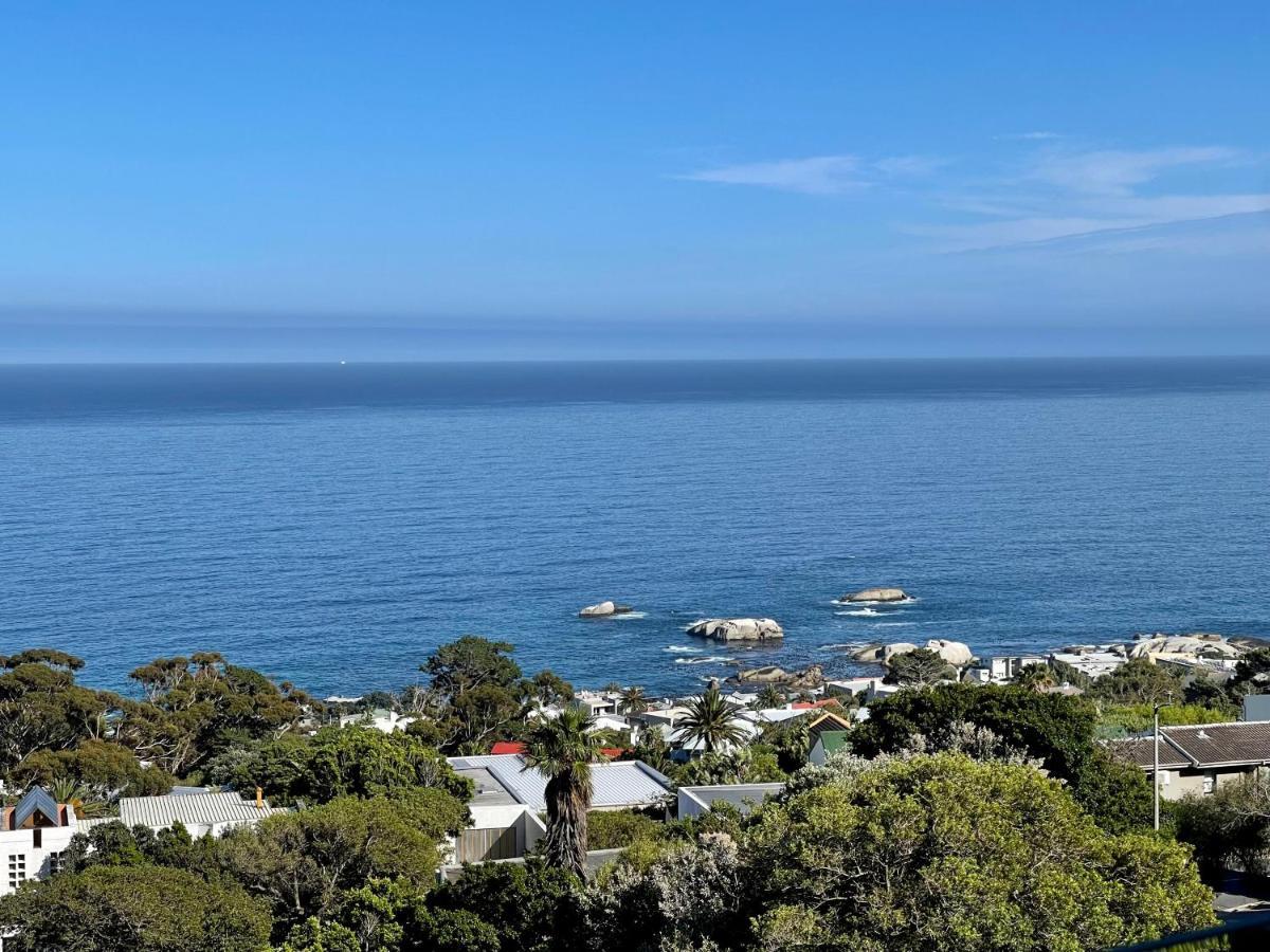Camps Bay Blue Self-Catering Studios Kapstaden Exteriör bild
