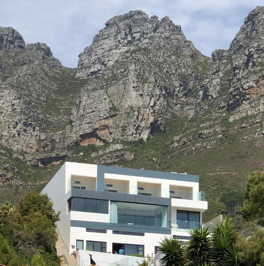 Camps Bay Blue Self-Catering Studios Kapstaden Exteriör bild
