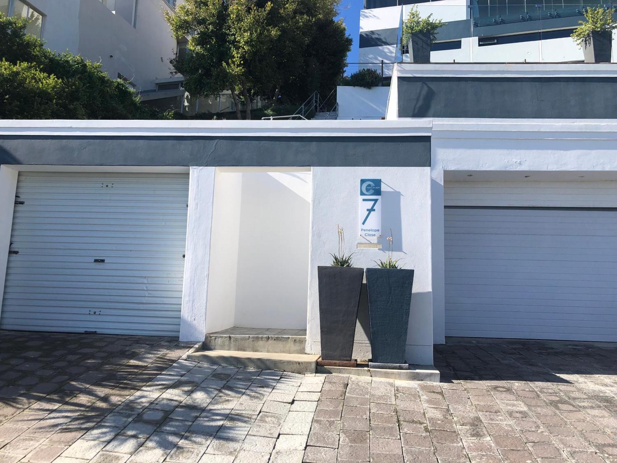 Camps Bay Blue Self-Catering Studios Kapstaden Exteriör bild