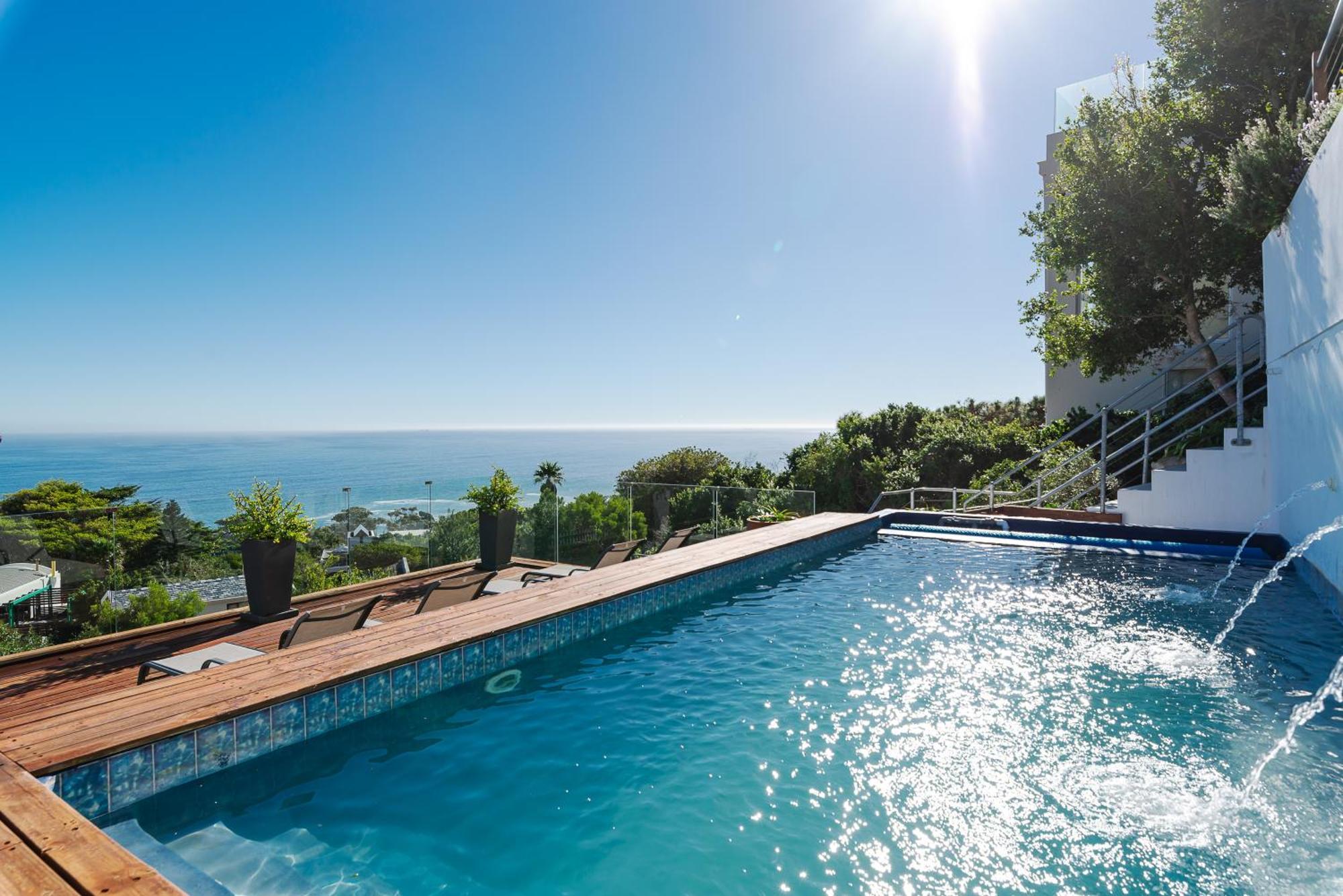 Camps Bay Blue Self-Catering Studios Kapstaden Exteriör bild